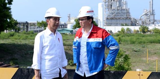 Presiden Joko Widodo bersama Komisaris Utama Pertamina Basuki Tjahaja Purnama atau Ahok/