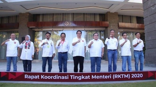 Menteri Berbaris Tak Pakai Masker jadi Viral, Fraksi PAN Geleng-geleng