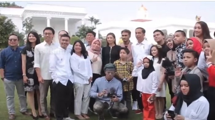 Miliaran Rupiah untuk Gandeng Influencer, ICW: Jokowi Tidak Percaya Diri