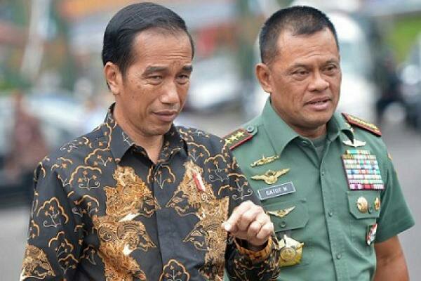Jokowi dan Gatot Nurnantyo