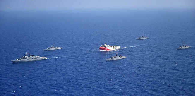 Turki latihan militer di Laut Mediterania Timur