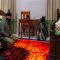 Beda Di Surabaya, Gatot Nurmantyo Dapat Sambutan Hangat Tuan Guru Bagu Di Lombok