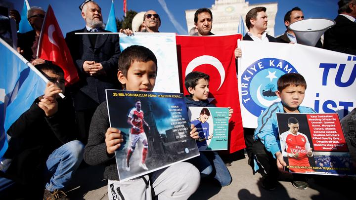 Peneliti Australia Temukan 380 Penjara untuk Etnis Uighur di Xinjiang, Cina