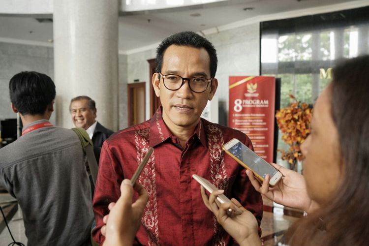 Ahok Bisa Petantang-Petenteng karena Cantolannya Presiden Jokowi!