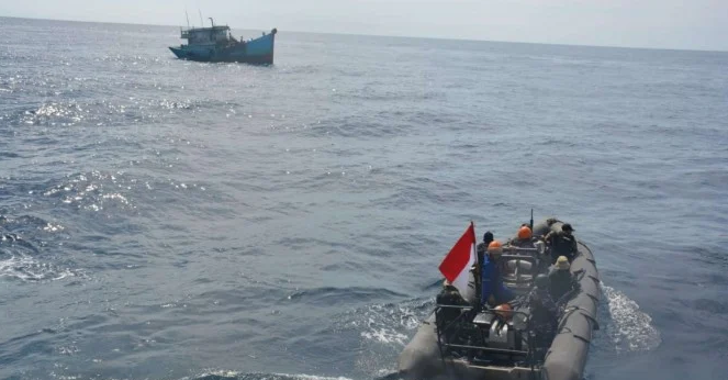 Terobos Laut Indonesia, 2 Kapal Komunis Vietnam Disergap TNI