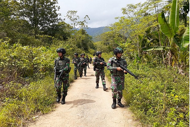 Pasukan TNI di wilayah perbatasan Indonesia-Papua Nugini. Foto/dok.SINDOnews