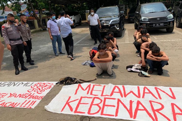 Ingin ke DPR Ikut Demo Tolak UU Cipta Kerja, 24 Pelajar di Tangerang Diamankan Polisi
