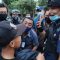 Polisi Soraki Pelajar Demonstran yang Ditangkap: Mau Update Instastory Kau?