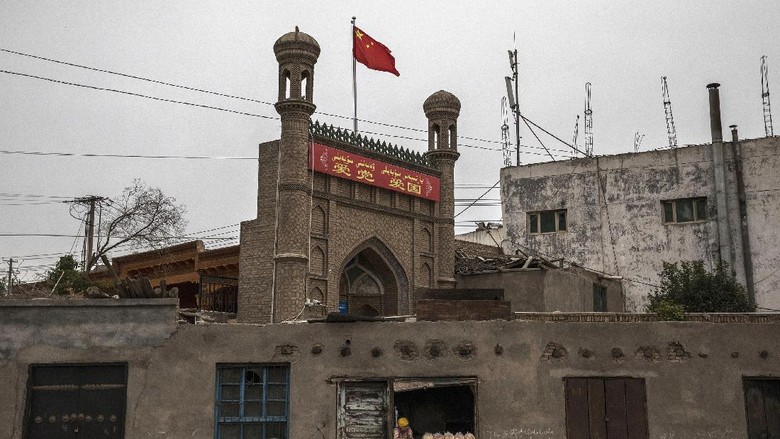 Miris, Banyak Masjid di Xinjiang yang Diubah Jadi Kafe dan Dihancurkan