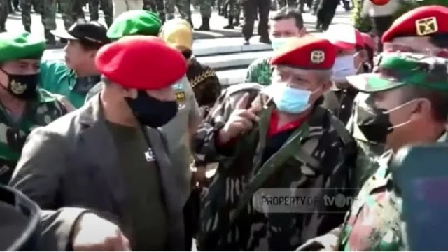 Video Detik-detik Gatot dan Jenderal TNI Dihadang Dandim di TMP Kalibata