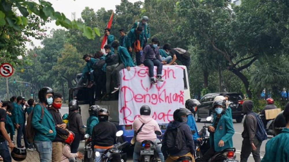 BEM SI Peringati Satu Tahun Jokowi-Maruf Dengan Gelar Aksi