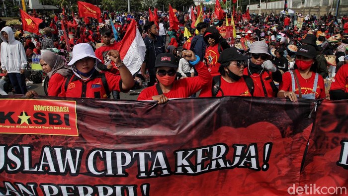 Demo Tolak Omnibus Law Belum Kelar, Buruh Ancam Lagi Aksi yang Besar