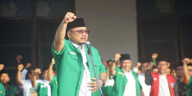 TNI Turunkan Baliho HRS, PKB: Memang Tampak Berlebihan, Tapi Itu Peringatan Keras Agar FPI Tidak Terus Provokasi