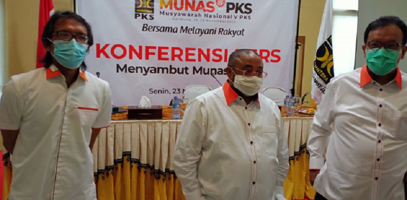 Pangdam Jaya Usul FPI Dibubarkan, Sekjen PKS: Aneh, Offside Kalau Dia Yang Bicara