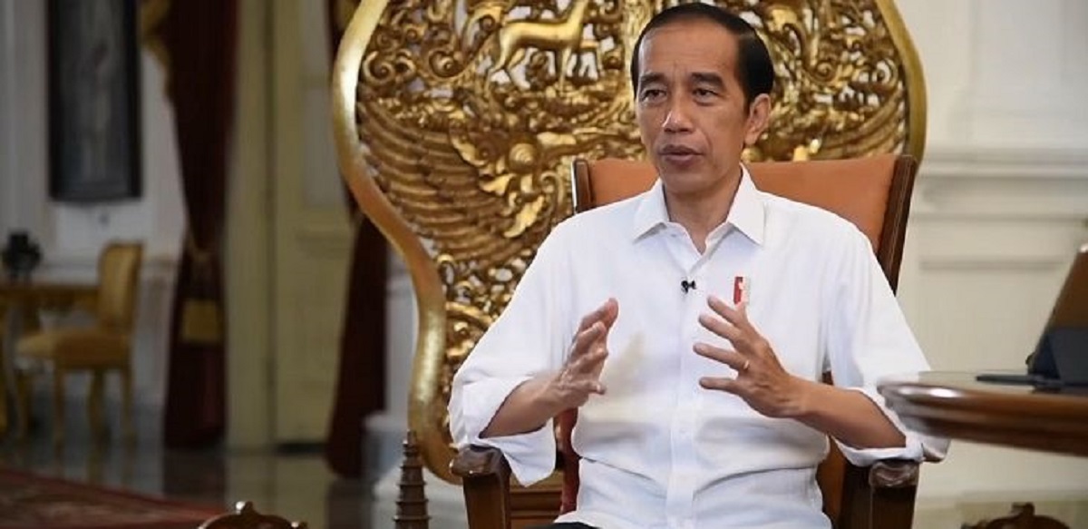 Buat yang Selama Ini Nyinyir, Nih Jokowi Sendiri Nyatakan yang Pertama Divaksin Covid-19