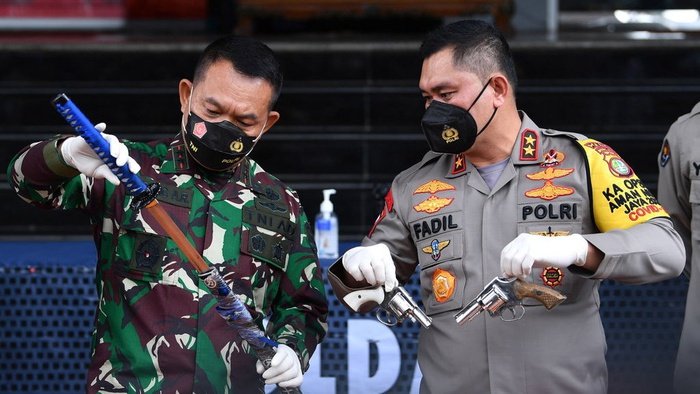TNI Bantah Terlibat Bentrok Polisi FPI