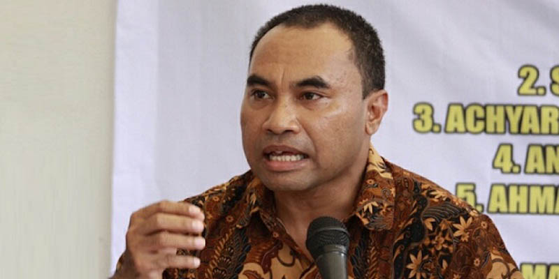Jokowi Gencar Sosialisasikan Vaksin Sinovac, Haris Rusli: Apakah Bermigrasi Jadi Influencer?