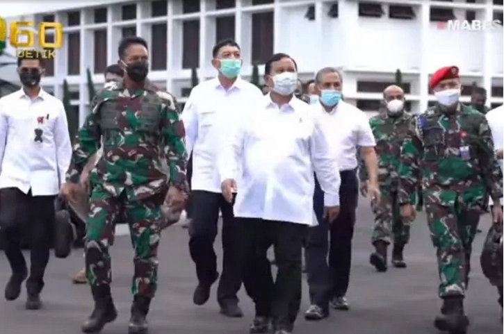 Menhan Prabowo Subianto Paparkan Revisi Doktrin TNI AD di Mabesad