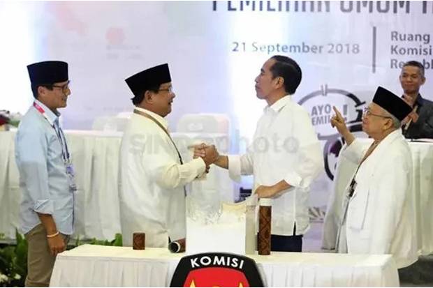 Prabowo-Sandi Masuk Kabinet, Tak Ada Lawan Abadi dalam Politik