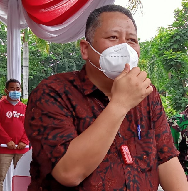 22 Nakes di Surabaya Alami Gejala Demam, Gatal-gatal, dan Muntah Usai Vaksin