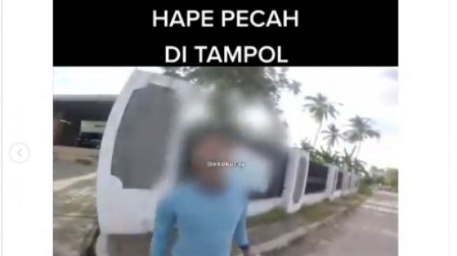 Marah Difoto saat Terima Sembako, Pemulung: Lo Mau Pamer di Medsos?