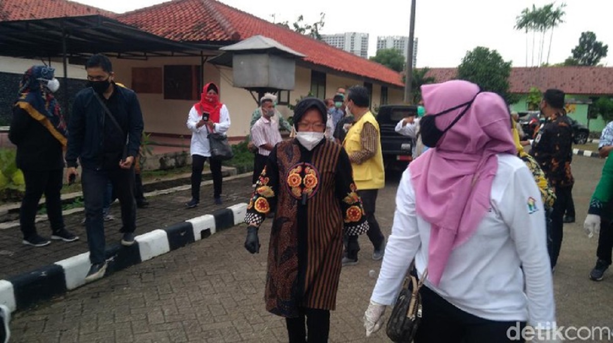 Mensos Risma Kunjungi Balai Rehabilitasi Sosial di Bekasi, Sapa Tunawisma