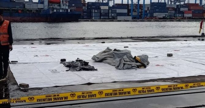 Organ Tubuh Korban Campur Puing Sriwijaya Air SJ182 Ditemukan di Kedalaman 20 Meter
