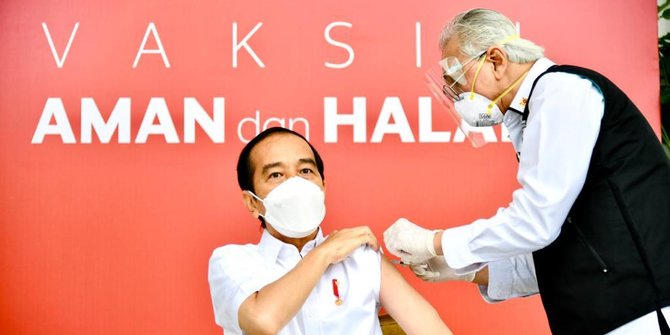 Ketum IDI: Presiden Jokowi Tidak Ada Keluhan Dan Efek Setelah Disuntik Vaksin Covid-19