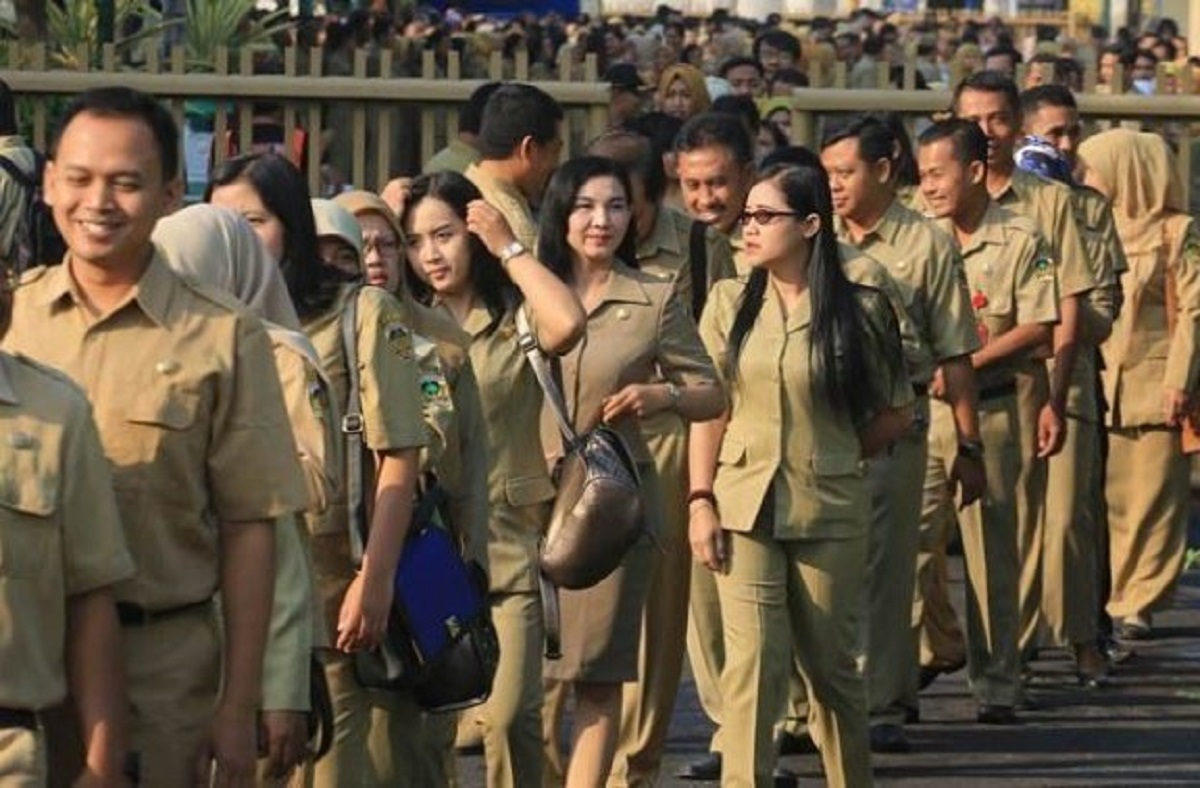Jokowi Teken Perpres soal Tunjangan Fungsional PNS, Begini Besarannya