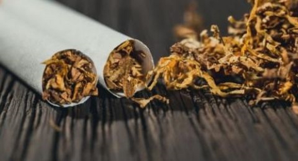 Tarif Cukai Rokok Naik Hari Ini, Ekonom: Kendali Konsumsi Bukan dari Cukai