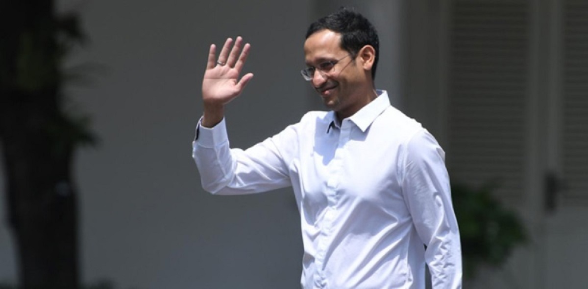 Nadiem Makarim Menteri Jokowi Paling Layak Diganti karena gagal total dalam menjalankan tugasnya