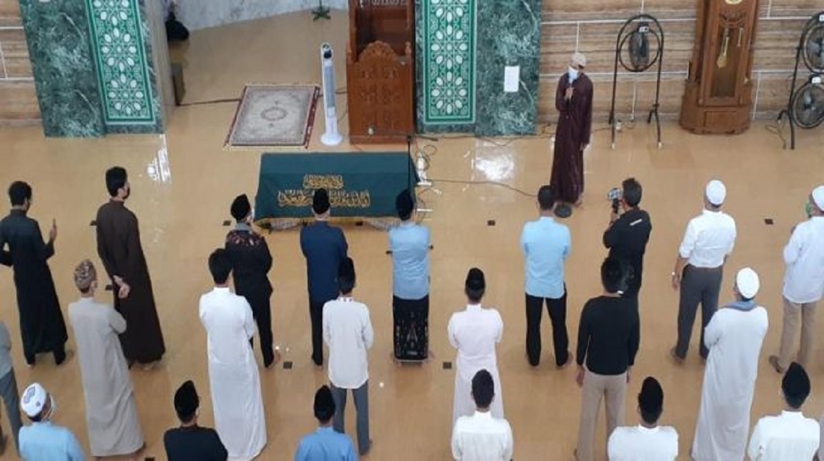 Pemakaman Ustadz Maaher di Pesantren Daarul Qur'an Dijaga Ketat