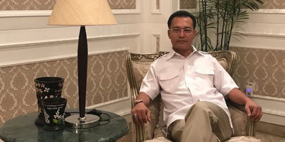 Iwan Sumule: Janji Jokowi Atasi Banjir Jakarta 100 Persen Bullshit