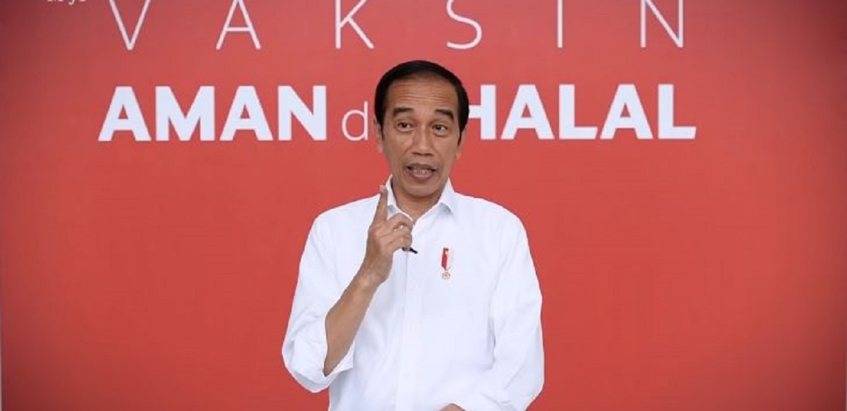 Sebagaimana, Presiden Jokowi mengintervensi UU Cipta Kerja (Ciptaker) dan penolakan usulan revisi UU Pemilu di gedung wakil rakyat itu.