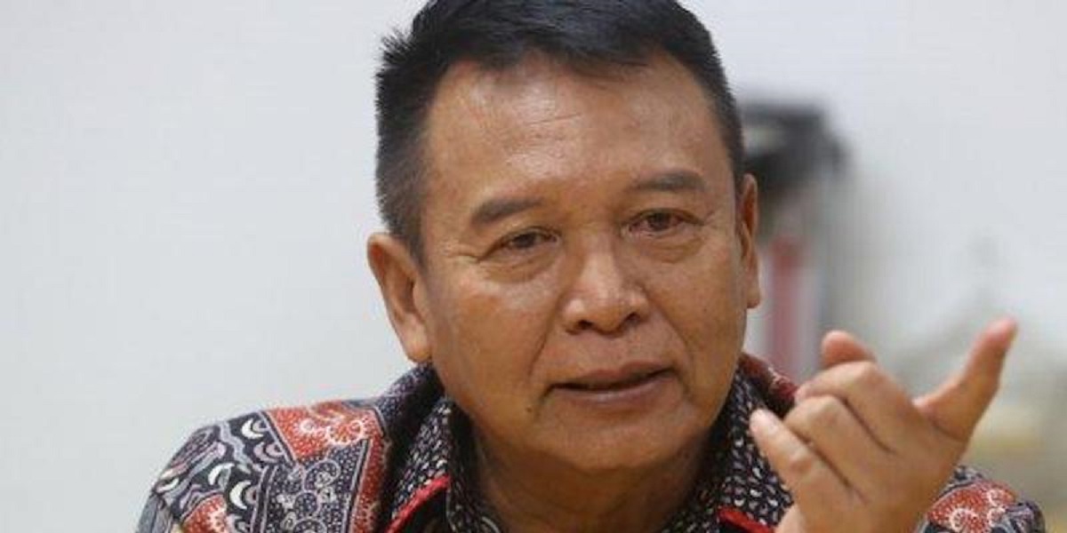TB Hasanudin Minta Jokowi Tinjau Ulang Kebijakan Izin Industri Miras