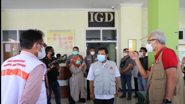 Cek RSUD Pemalang, Ganjar: Rumah Sakite Aja Kemproh