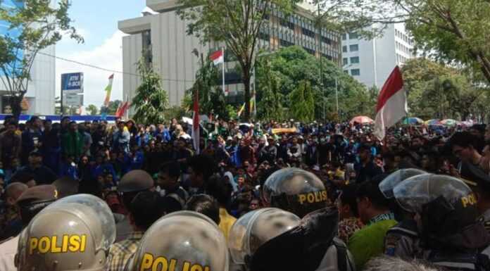 Mahasiswa Ampera Tangerang Demo Tolak PPKM Level 4, Ancam Ingin ke Jakarta