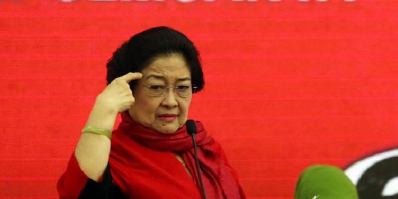 Megawati Main Strategi "Tegang, Tegang, Kendur"