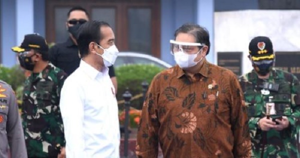 Jokowi kini Mesra dengan Golkar, Benarkan Renggang dengan PDIP?