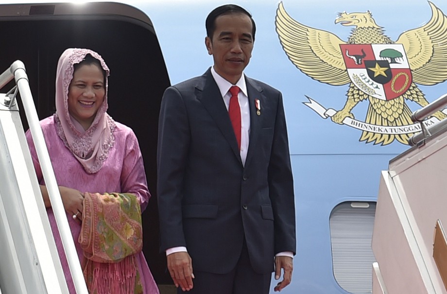 Tinggi Ongkos Terbang Jokowi