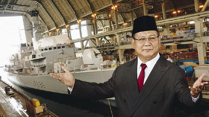 Prabowo Jawab Ancaman Kapal Perang China di Natuna