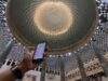 Viral Lampu Ruang Ibadah Masjid Istiqlal Warna-warni seperti Lampu Disko