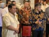 Politikus PDI Perjuangan Budiman Sudjatmiko dan Ketua Umum Partai Gerindra Prabowo Subianto usai menggelar pertemuan di Rumah Kertanegara 4, Kebayoran Baru, Jakarta Selatan, Selasa malam (18/7)/RMOL